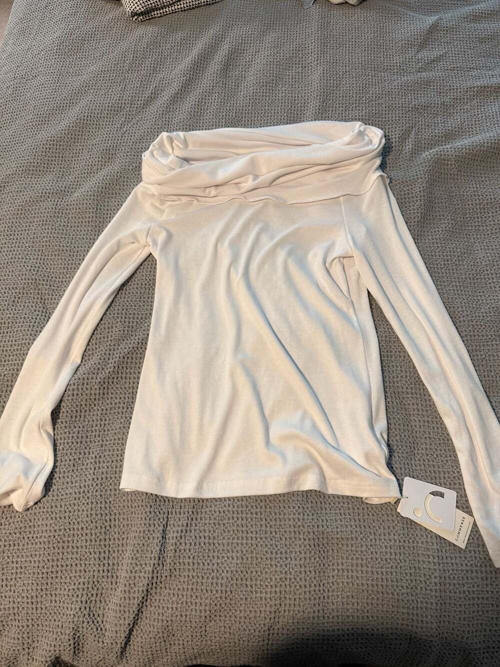Commense White Cowl Neck Long Sleeve Top